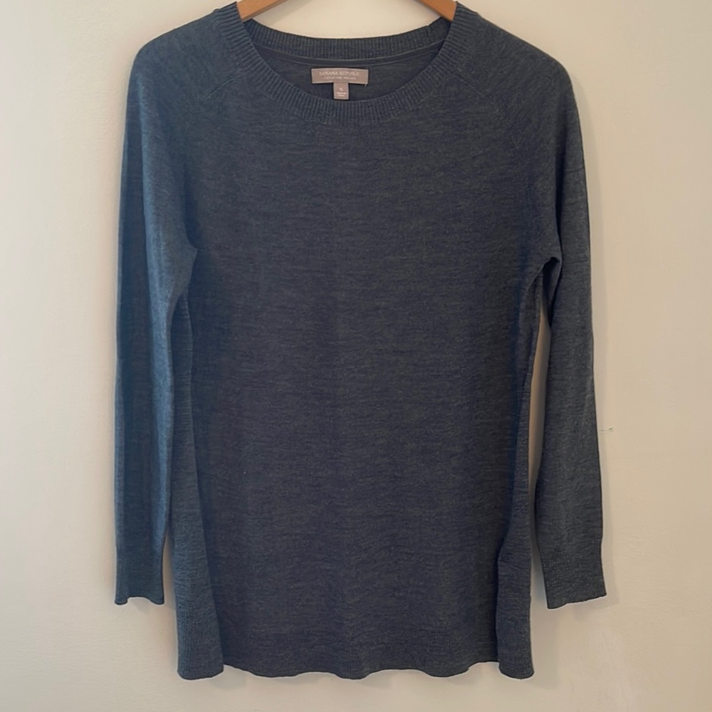 Banana republic extra fine Merino long sweater